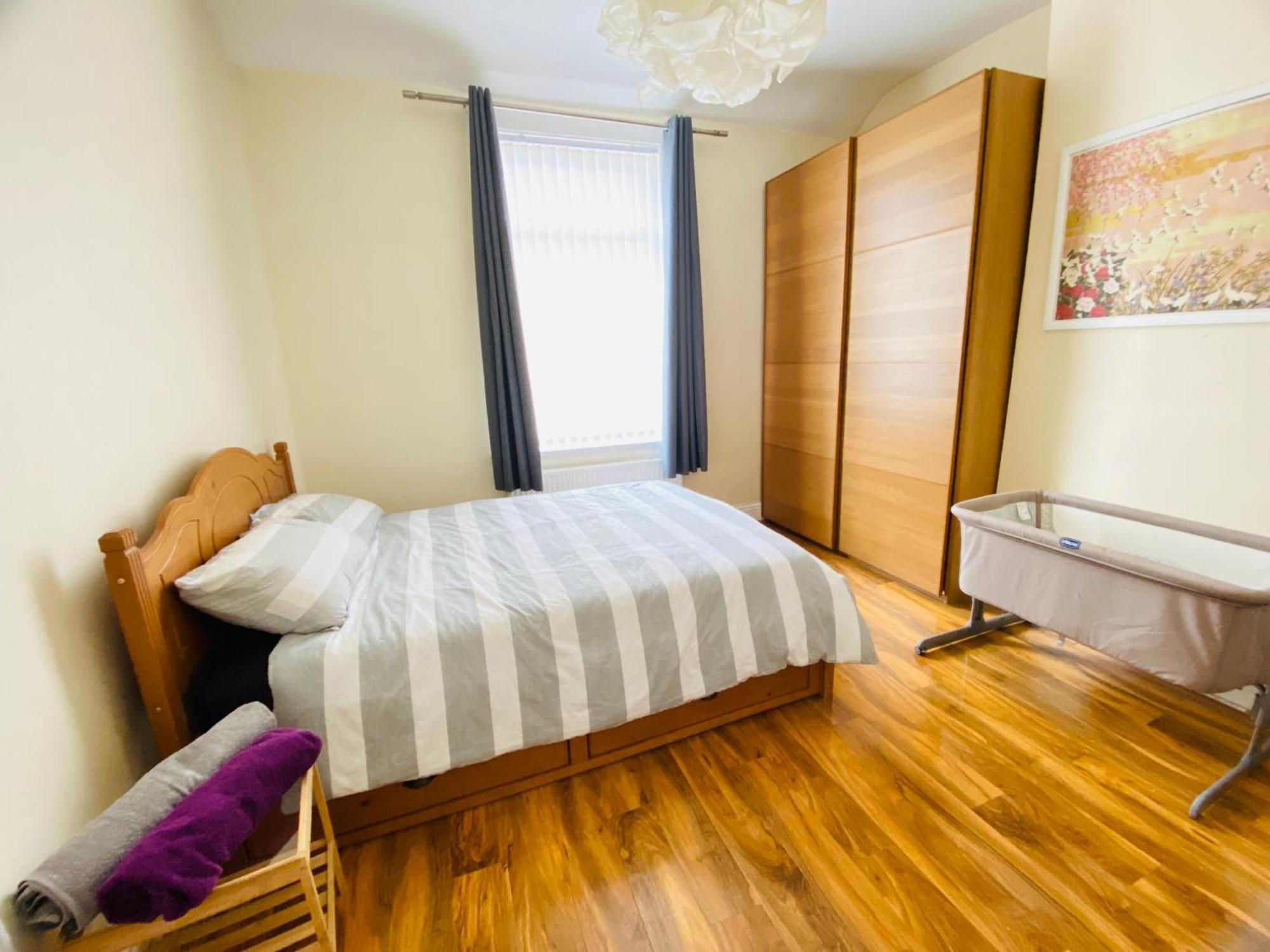 Entire 4 Bedroom House - Ev Point & Free Parking Liverpool Buitenkant foto